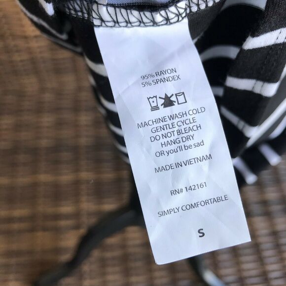 LuLaRoe Julia Dress Black White‎ Horizontal Vertical Stripes NEW NWT Small - Picture 4 of 6